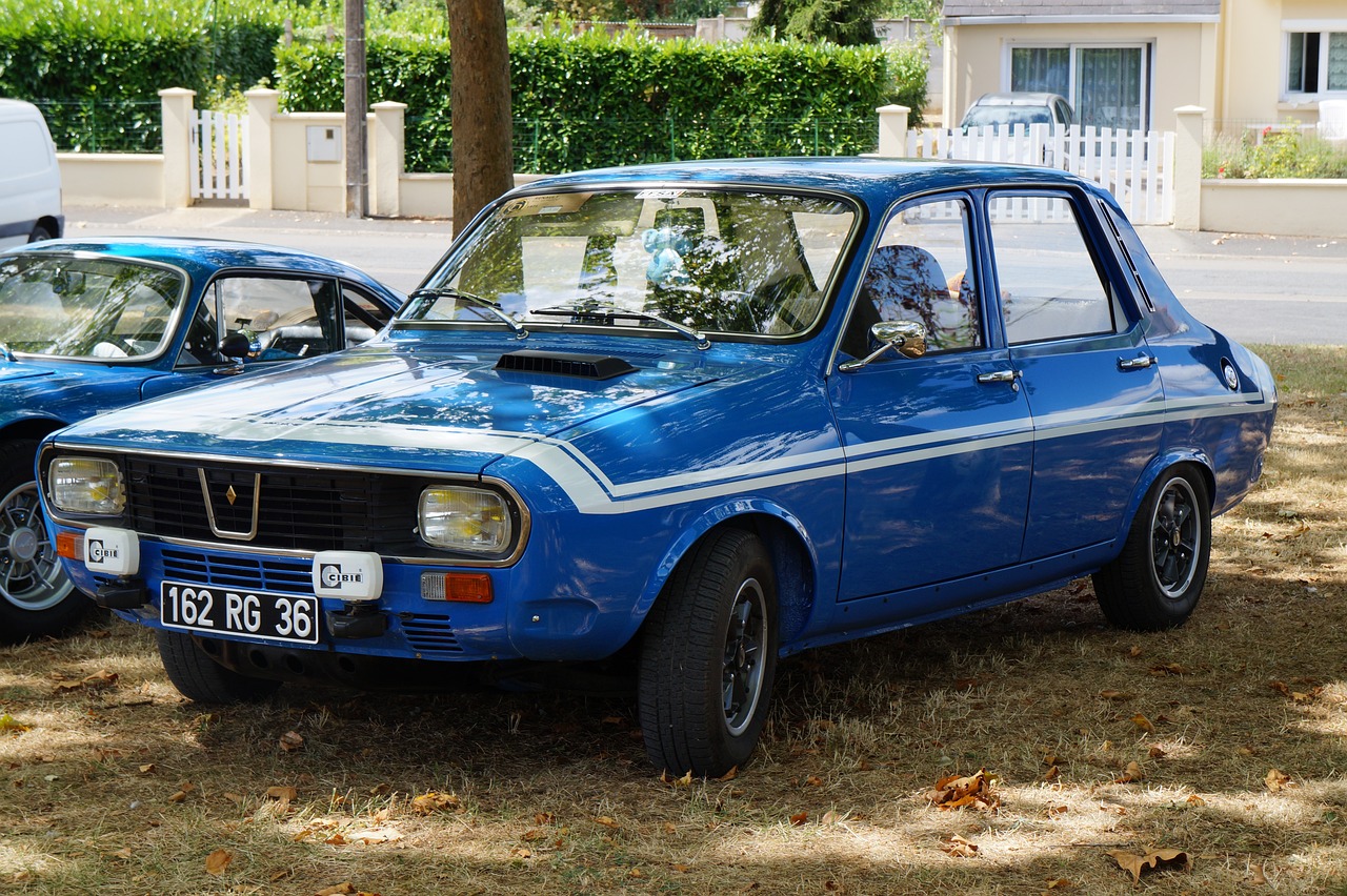 ¿Qué motor traen los Renault 12?