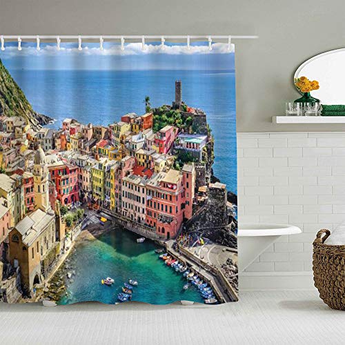 MANISENG Cortina de baño de Tela de poliéster,Vista del Puerto de Italia en The Vernazza Village Coloridos Apartamentos y Barcos,con 12 Ganchos de plástico Cortinas de baño Decorativas 72x72 Pulgadas