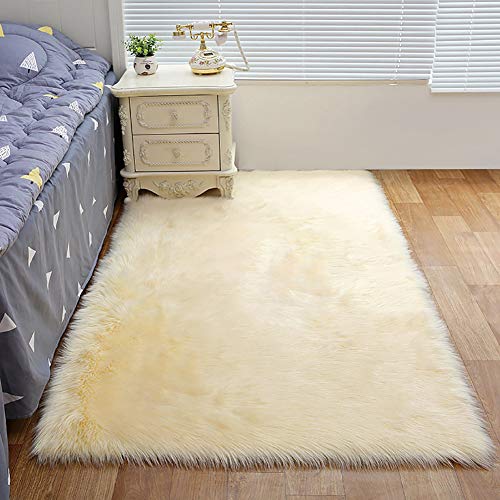 ZFHTAO Sheepskin Rug Cordero Alfombra Shaggy Elegante Alfombras de Pelos Rectangular Elegante Acogedor Suave Dormitorio Sala de Estar Yoga Alfombra - Beige 40x80cm