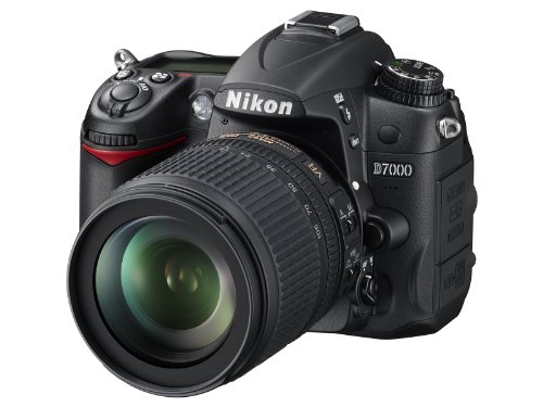 Nikon D7000 - Cámara réflex digital de 16.2 Mp (estabilizador óptico), color negro - kit con objetivo AF-S DX 18-105mm VR
