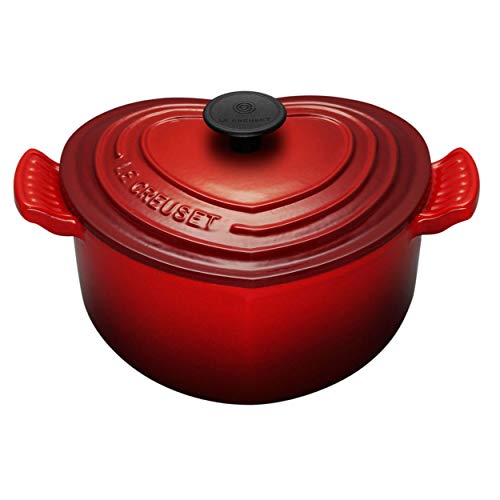 Le Creuset - Cacerola con forma de corazón de hierro colado esmaltado, 20 cm, color cereza