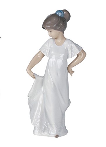 NAO Figura Camisón con Vuelo. Niña de Porcelana