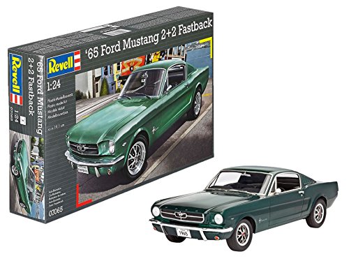 Revell Maqueta 1965 Ford Mustang 2 + 2 Fastback, Kit Modelo, Escala 1:24 (07065)