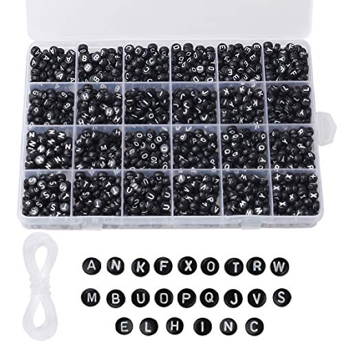 Kuou 1560 cuentas de letras de plástico acrílico con letras del alfabeto negras, kit de cuentas para bisutería, manualidades para niños, pulseras con nombre