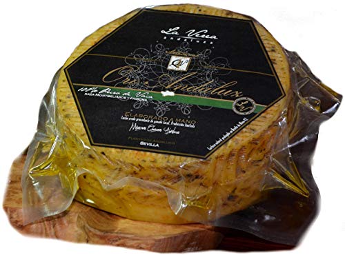 Queso CURADO Artesano. Marca La Verea Andaluza. (Leche Cruda de Vaca) Sabor único. Pieza entera 1Kg. aprox - Serie "Oro Andaluz" . Corteza natural protegida con Aceite Oliva Virgen Extra