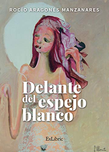 Delante del espejo blanco