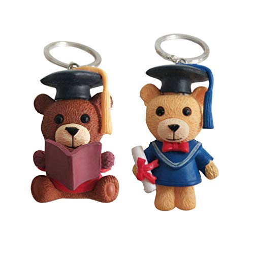 Amosfun 4 Piezas Llavero de Graduación Figura de Oso Llaveros Estudiantes Graduados Pareja Amigos Regalos Colgantes para Bolso Teléfono Mochila (Color Aleatorio)