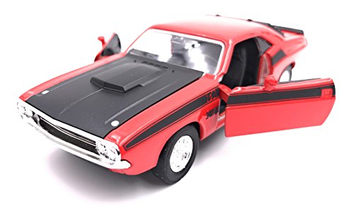 Welly Dodge Challenger T / A 1970 Model Car License Producto 1: 34-1: 39 Rojo