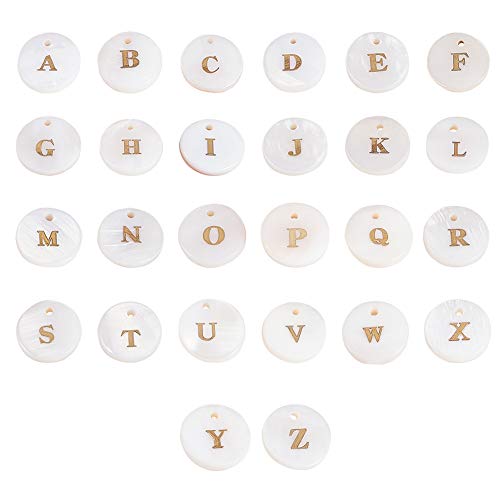 PandaHall Letter Charms, 52pcs Alfabeto de Conchas de Agua Dulce AZ Charms Colgantes para DIY Pulseras Collar Pendiente Fabricación de Joyas