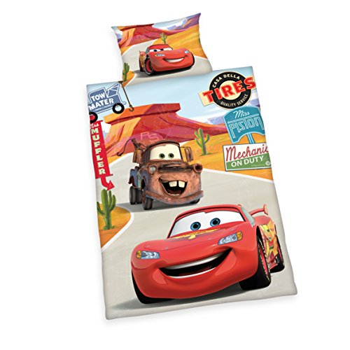 Herding 2429060063412 Disney Brave Cars ropa de cama, funda de almohada 40 x 60 cm y funda de edredón 100 x 135 cm, diseño de Disney