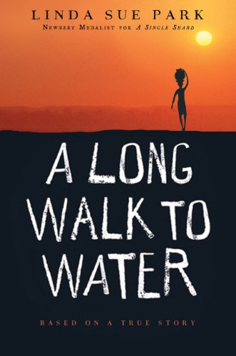 A Long Walk to Water: Based on a True Story (English Edition)