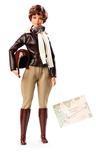 Barbie - Muñeca Amelia Earhart De La Colección Grandes Mujeres, Multicolor (Mattel FJH64)