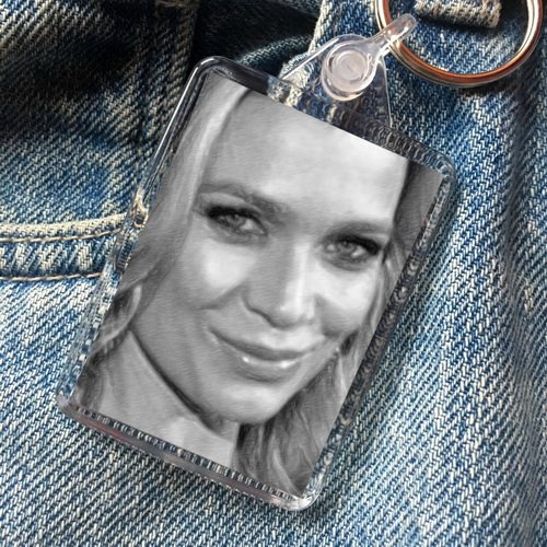 SEASONS Laurie Holden - Original Art Keyring #js004