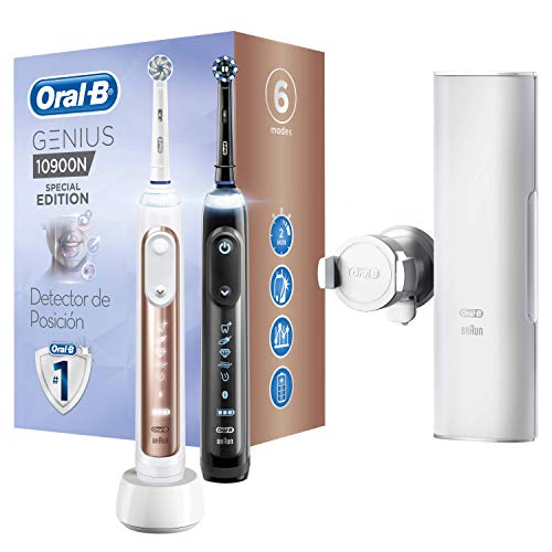 Oral-B Genius 10900N - Cepillo Eléctrico Recargable con Tecnología de Braun, 2 Mangos Conectados: 1 Oro Rosa y 1 Negro, 6 Modos Incluyendo Blanqueado, Sensible y Cuidado de Las Encías, Funda de Viaje