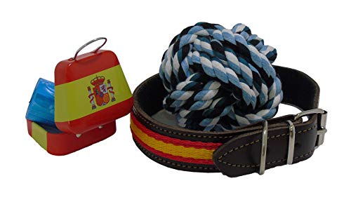 Pack » Collar de Cuero para Perros, con Bandera de España + Juguete de Cuerda + Dispensador de Bolsas Recoge Excrementos Bandera de España. Medidas Aprox. 60 cm de Largo x 3 cm Ancho