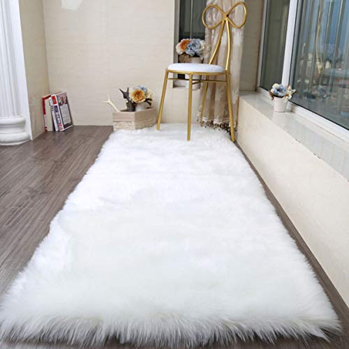 Cumay Piel de Imitación, Artificial Alfombra, excelente Piel sintética de Calidad Alfombra de Lana ，Adecuado para salón Dormitorio baño sofá Silla cojín (Blanco, 70 x 135 cm)