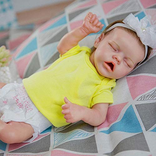 SERBHN 17Inch Reborn Dolls Hecho A Mano Recién Nacido Bebé 43 Cm Soft L Durmiente Muñeca Muñeca Real Mirando Reborn Muñeca Juguetes Regalo para Niños Edad 3+, Ojos Cerrados-Vinyl Body,Yellow Romper