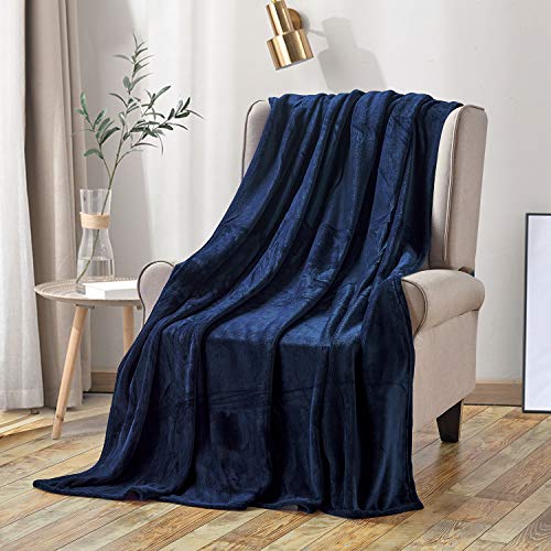 softan Manta Suave de Franela sin Pelusas 260GMS Manta Acogedora Ligera para Cama,Sofá,Silla en Todas Las Estaciones, Azul Oscuro, 130 * 150CM