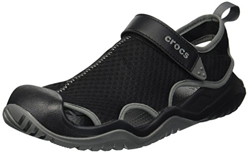 CROCS Swiftwater Mesh Deck Sandal M, Zuecos Hombre, Negro (Black 001), 39.5 EU