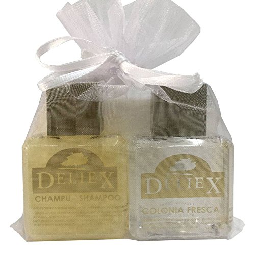 Detalle de cosmética con champú de Soja y Jojoba, y colonia fresca en bolsa de organza (Pack 24 ud)