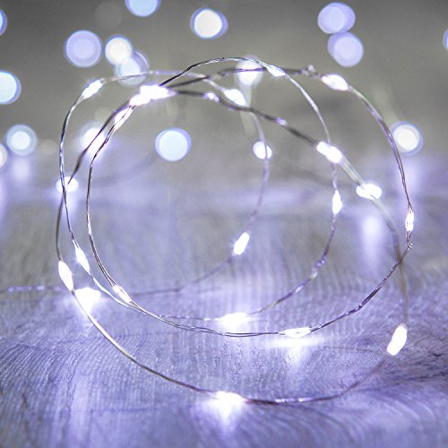 Lights4fun - Guirnalda de Luces con 20 Micro LED Blanco Frío a Pilas en Alambre Plateado