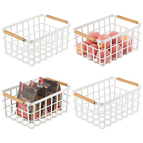 mDesign Caja multiusos de metal – Caja organizadora multifunción para cocina, despensa, etc. – Cesta de almacenaje de alambre, compacta y universal con asas de bambú – Juego de 4 – blanco mate/bambú