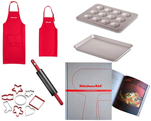 KitchenAid KG318ER Family Set Bundle - Bandeja para hornear magdalenas y cortador con rodillo (incluye libro de cocina (248 páginas)