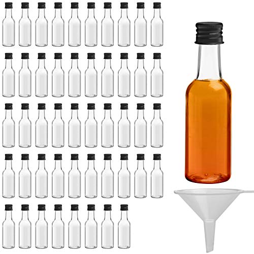 Belle Vous Mini Botellas de Licor (Pack de 48) - Botellas Pequeñas de Plástico 50ml Vacías - Tapa Negra de Rosca y Embudo - Botellas Reutilizables, Fácil Llenado - Mini Botella para Bodas y Fiestas