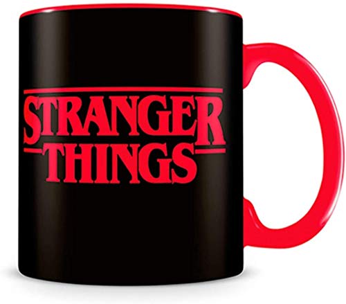 Stranger Things MG25256C - Taza de cerámica (315 ml), color blanco