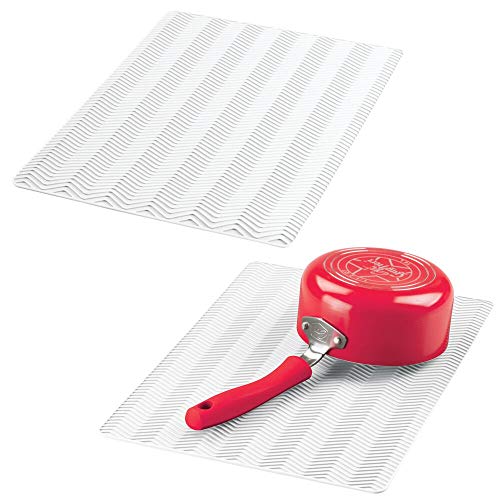 mDesign Juego de 2 alfombrillas antideslizantes de silicona – Práctico tapete escurridor con dibujo de espiga para ollas y vajilla – Escurreplatos para la cocina apto para lavavajillas – blanco