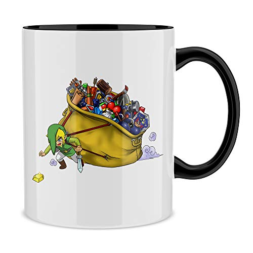 OKIWOKI Taza con asa Negra e Interior Negro Parodia de Zelda - Link (Taza de Primera Calidad - Impresa en Francia - Réf : 425)