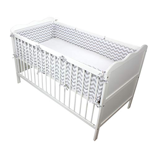 TupTam Protector para Cama de Bebé Largo Acolchado, Zig-Zag Gris, 420x30 cm (Cuna 140x70 cm)