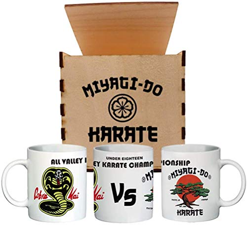 UZ Design Taza Cobra Kai Cafe con Caja Coleccionista Miyagi Do Karate Kid Accesorios Mug Series TV, Taza y Caja 3