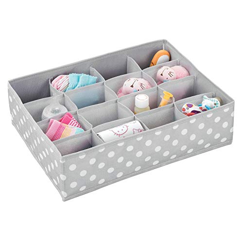 mDesign Caja de almacenaje para Habitaciones Infantiles o baños – Cestas organizadoras en Fibra sintética de Lunares – Organizadores de armarios con 16 Compartimentos – Gris Claro/Blanco