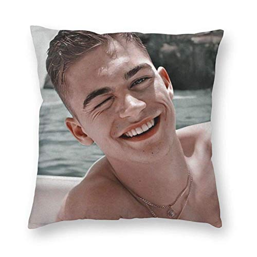 Yuantaicuifeng Hero Fiennes Tiffin Funda de Almohada y decoración de Interiores Poliéster Suave Cuadrado con Cremallera Funda de cojín Funda de Almohada Decorativa (Lados Gemelos) One18x18Inch