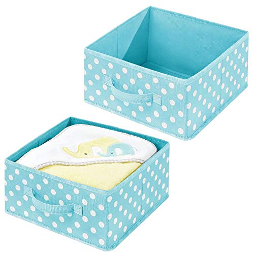 mDesign Juego de 2 cestas organizadoras de tela – Cajas de tela de uso flexible con asa y diseño de lunares – Organizador de armarios para el baño, dormitorio o cuarto infantil – turquesa/blanco