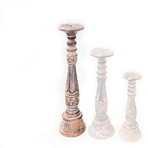 Rococo Candelabro Saphire Tallado en Madera y Acabado Blanco decapado, Grande