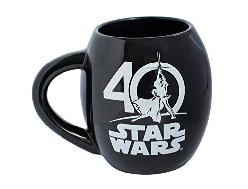 Star Wars 21829 40 Years - Taza ovalada de cerámica (532 ml, 10 x 10 x 11 cm, 11 cm), diseño de Star Wars