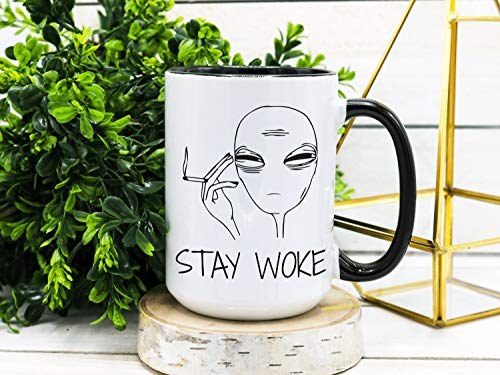 Taza de café Stay Woke UFO extraterrestre, taza de alienígena, regalo OVNI, regalo para amantes de los ovnis, regalo extraterrestre, regalo de alienígena, regalo OVNI Believer