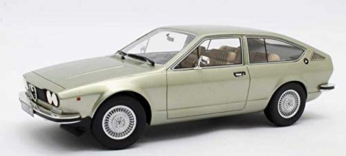 CULT SCALE MODELS CML083-1 Alfa Romeo ALFETTA GT 1975 Met.Green 1:18 Die Cast