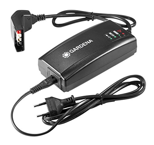 Cargador rápido QC40 de GARDENA: accesorio para las baterías de 40 V de GARDENA como BLi-40/100 o BLi-40/160, carga más rápido que un cargador normal, indicador LED de estado de la batería (9845-20)