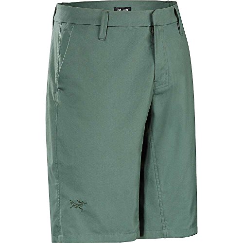 Arcâ€teryx - A2B Chino Short, Color boxcar, Talla 32