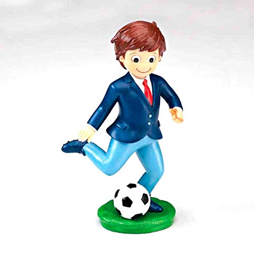 Figura de tarta para Primera Comunión, niño con chaqueta y balón de fútbol.